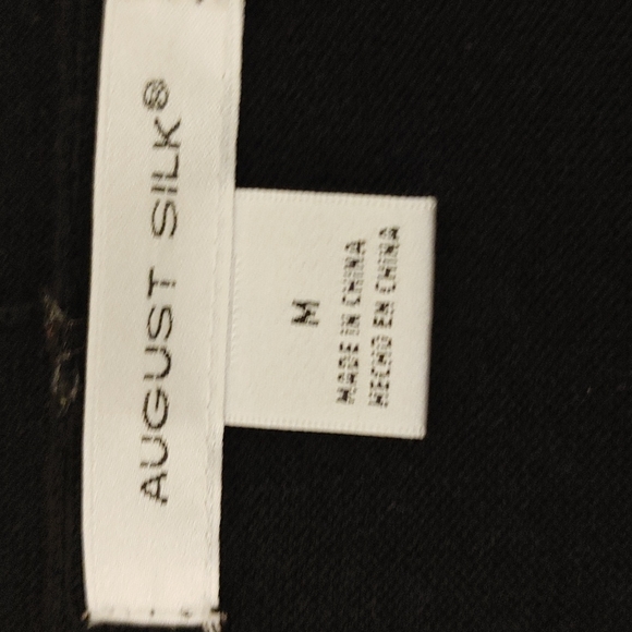 🐛 August Silk Sweater - Picture 7 of 9